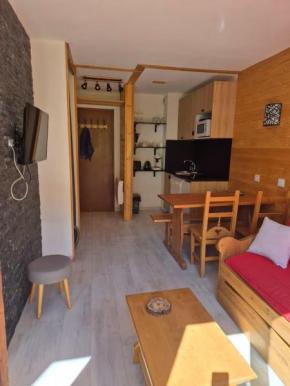 Beau T2, 5pers, ski aux pieds